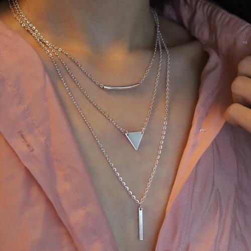 New Fashion Retro Geometric Metal Triangle Pendant Multilayer Gold Colodr Necklace Party Charm Jewelry Accessories for Women
