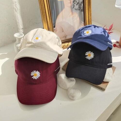 New Cotton Baseball Cap Chrysanthemum Pattern Caps Men Women Embroidery Cap Outdoor Adjustable Sports Hat EXO GD Snapback Cap