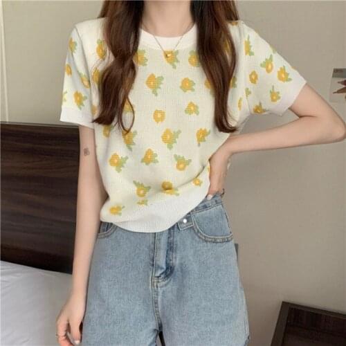 2021 Summer New Korean Style Retro Design Minority Flower Thin Knitted Shirt Short Sleeve T-shirt Female