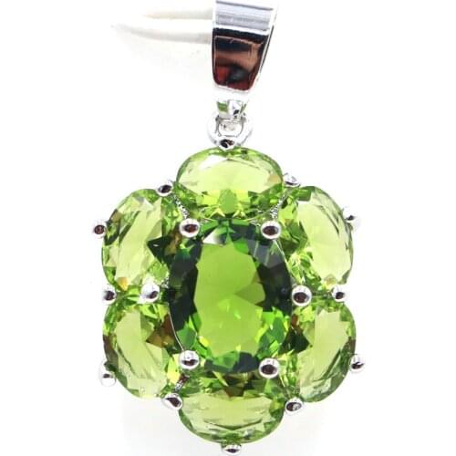 27x17mm SheCrown 2019 Romantic White Sapphire Green Peridot Gift For Ladies Engagement 925 Silver Pendant