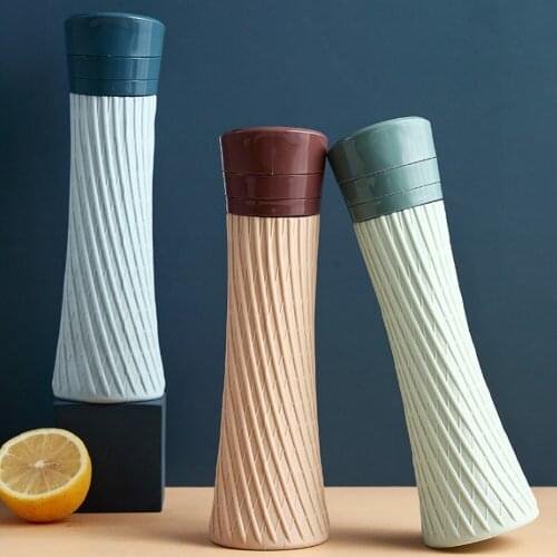 Foldable Silicone Water Bottle Environmentally Friendly Materials Reusable Heat And Cold Resistant Easy To Carry For Outdoor