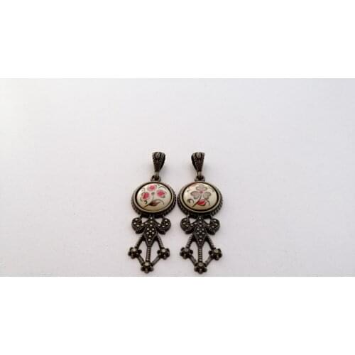 Womens necklace with tile stone goth necklace mall goth jewelery jewelry chains necklace sets for women choker pearl necklace