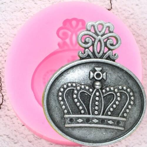 Royal Crown Medallion Silicone Mold Cupcake Topper Fondant Cake Decorating Tools Candy Chocolate Craft Jewelry Resin Clay Moulds