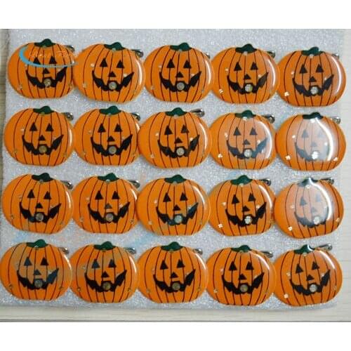 25pcs/lot Skull brooch led flashing breast pin LED Ghost Badge Party concert Favors holiday gift