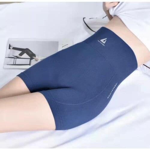 2021 New Yoga Clothes Colorful Short Pants Womens High Waist Peach Buttocks Moisture Wicking Knitted Sports Fitness Gym Clothin