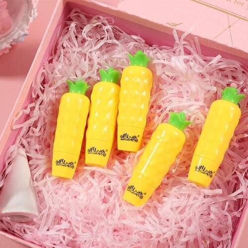 1pcs Natural Moisturizing Lip Balm Fruit Pineapple Nourishing Lip Balm Relieves Dry Lips Lip Care