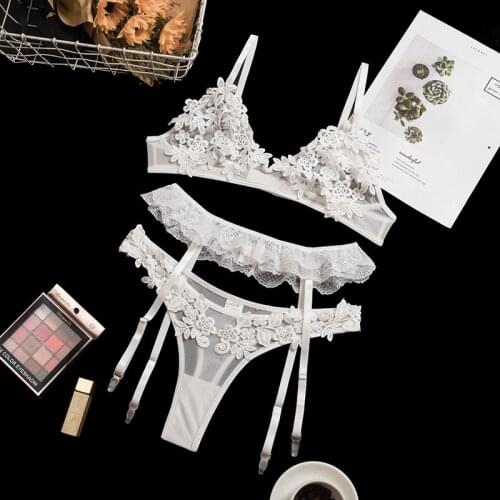 Wriufred Womens sexy mesh flower lingerie briefs suit see-through underwear suspenders three-piece bra set