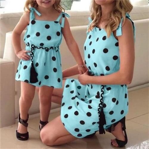 Family Match Outfits Summer Dress Sling Polka Dot Mother Daughter Dresses Mom and Girls Clothes 1 2 3 4 5 Years