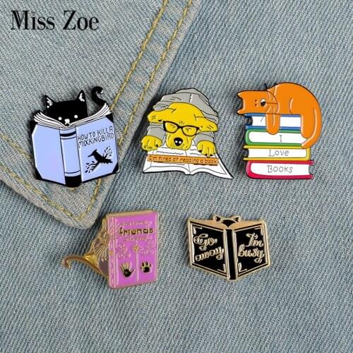 I Love Books Enamel Pin Custom Dog Cat Brooches Bag Clothes Lapel Pin Animal Reading Badge Puppy Jewelry Gift for Kids Friend