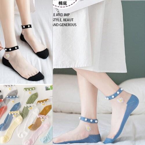 Pearl Socks WomensTrend Net Red Small Daisy Socks Female Socks Summer Thin Ankle Socks Crystal Boat Socks Glass Silk Socks