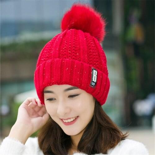 Womens Winter Hat Cotton Knit Fashion Winter Warm Beanie Hat Hood Soft Pompom Hat Outdoor Sports Winter Hats for Women