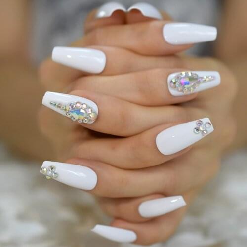 Strass Design Label Press On Nails False Art Nail Tips White Long Coffin Shape For Party With Adhesive Taps 24 pcs