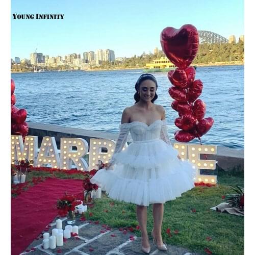 Lovely Ball Gown Wedding Dresses 2021 Long Sleeves Bridal Gown Backless Sweetheart Knee Length White Plus Size Bride