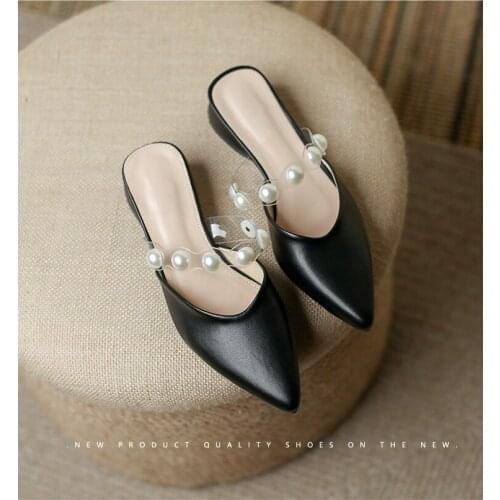 Spiked Flat-soled Slippers Female Style Slippers Female Retro-style Slippers with Rough heels and Low heels
