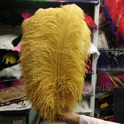 Hot 50 pcs High Quantity Golden 24-26inch/60-65cm "thick Stem" Male Ostrich Feathers DIY Jewelry Craft Making Decoration
