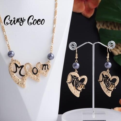Cring Coco Letter Mom Pendants Necklaces Set Hawaiian Enamel Gold Chain Necklace Pearl Jewelry Sets for Women Mothers Day Gifts
