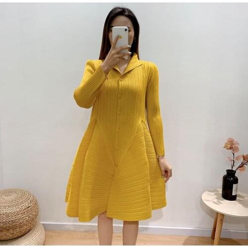 2021 Autumn New woman Bud dress Miyak Pleated Fashion Solid Loose Large Size Female Dresses Tide
