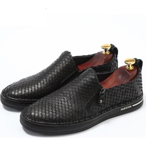 Spring AutumN England Trendy Embossed Leather Casual Shoes Men Daily Office Work Soft Comfortable Shoes Leisure Party Flat Shoes