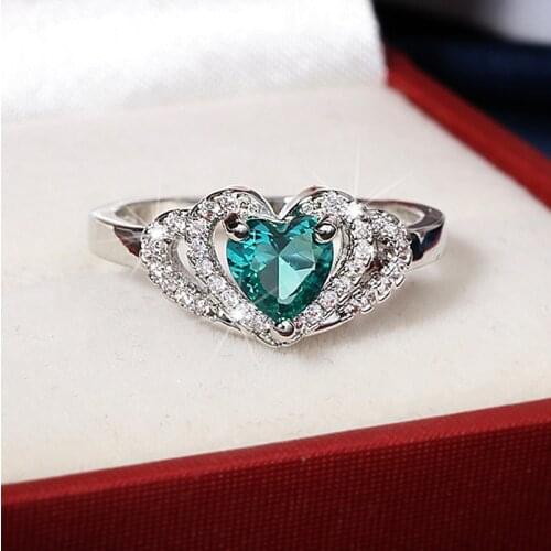 Creative Fashion Ladies Green Zircon Hand Holding Love Ring Luxury Shiny Crystal Zircon 925 Silver Ring Engagement Ring Jewelry