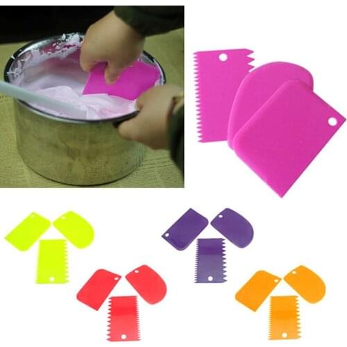 3Pcs/set Plastic Dough Icing Fondant Scraper Cake Decorating Baking Pastry Tools Plain Smooth Jagged Edge Spatulas Cutters