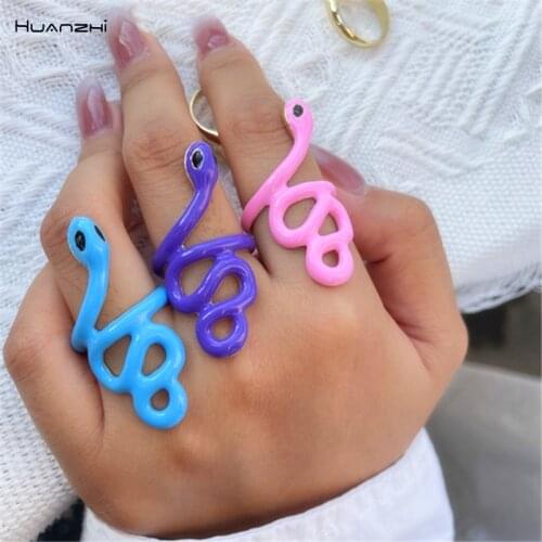 HUANZHI 2021 New Colorful Rhinestone Dripping Oil Snake Rings Geometric Metal Ring Irregular for Women Girls Party Jewelry INS