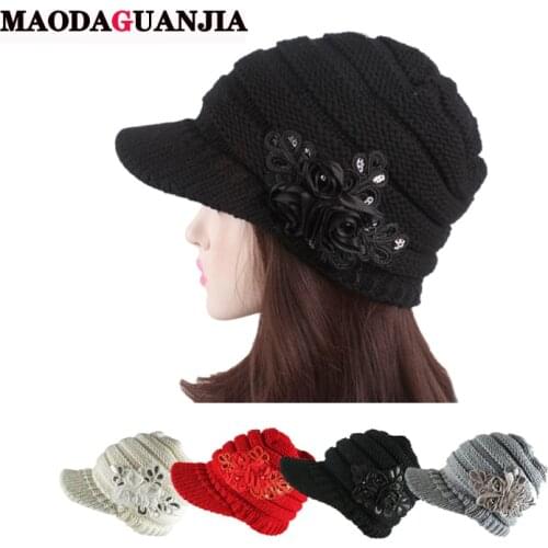 New Sequins Women Beanie Cap Outdoor Warm Knitting Winter Hats Baggy Beret Cap Casual Solid Color Brim Cap Brim Duck tongue 2020