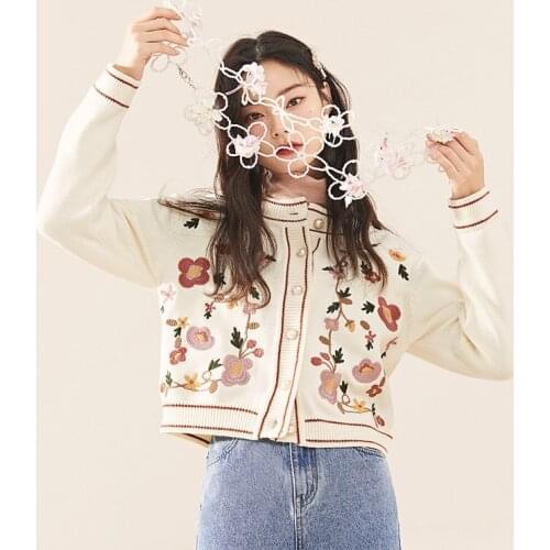 Vintage Sweater Womens Autumn Winter New Knitted Short Cardigan Loose Casual Flowers Embroidered Jacket Feme Knitted Pullover