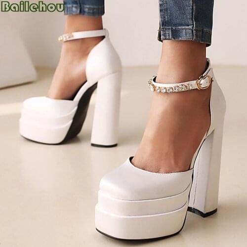 Bailehou Leather Pumps