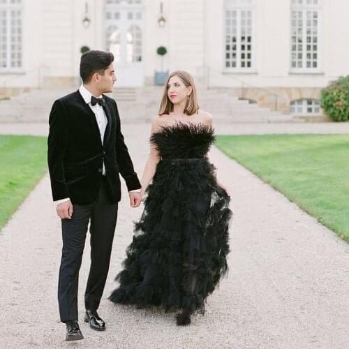 Luxury Black Feathers And Tulle Dresses Backless Long Dressing Gowns For Photo Shoot Plus Size Ruffles Tulle Dress