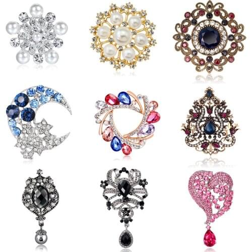 Cute Rhinestone Crystal Brooches For Women Badges for Clothes Jewelry Collar Pearl Pins Weddings Gifts Accessories for Friends