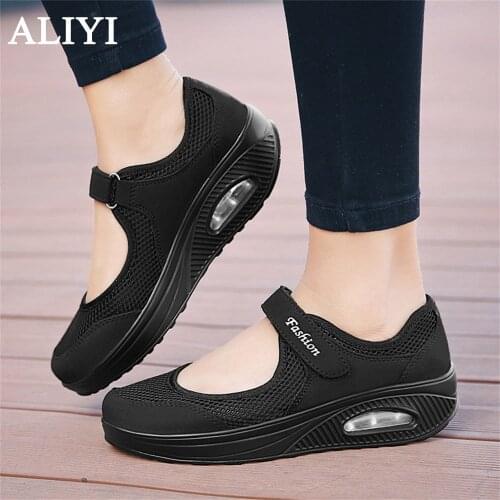 Women Comfortable Loafers 2021 Spring Summer Mesh Breathable Hook&Loop Ladies Casual Shoes Female Running Sport Sneakers