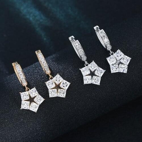 DE014 Fashion Elegant Luxury Copper Zircon Hollow out Star GIRLS Earrings Wedding Party Gift WOMENS Earrings Jewelry 2021