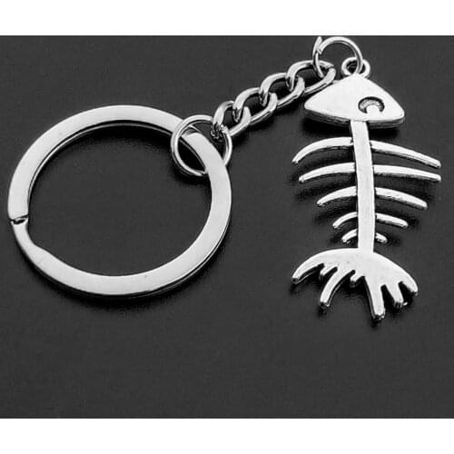 New Fashion Fish Bone Keychain Metal Fish Skeleton Bone Key Chain for Men and Women