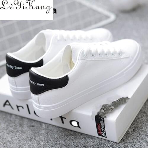 HOT Women Sneakers 2019 Fashion Breathble Vulcanized Shoes Women Pu leather Platform Shoes Women Lace up Casual Shoes White
