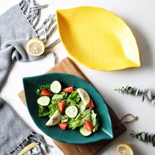 Creative Leaf Shape Ceramic Plates Simple Home Restaurant Salad Dessert Snack Cereal Breakfast Fruit Plates Ceramic Tableware