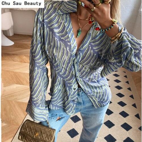2021 New Womens Art Animal Print Tiger Print Chiffon Loose Waist Loose Casual Shirt Autumn Single-Breasted Elegant Lapel Top