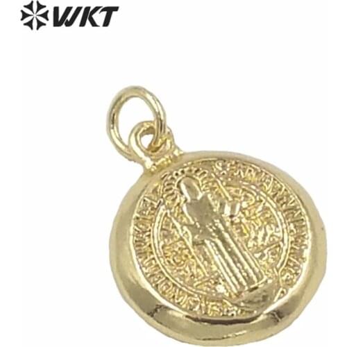 WT-MP153 Wholesales gold electroplated religous jewelry Jesus Christ pendant small size round gold coin pendant jesus pendants