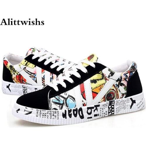 Trending Shoes Graffiti Printed Men Shoes Sneakers Low-cut Flat Men Casual Shoes Mesh Breathable Outdoor Sneakers Comfort Unisex