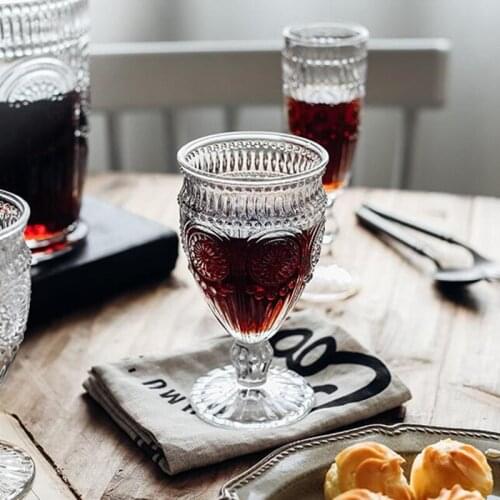 European Style Wine Glass Baroque Carved Champagne Cocktail Cup Goblet Glass Transparent Retro Martini Kubek Container ED50JB