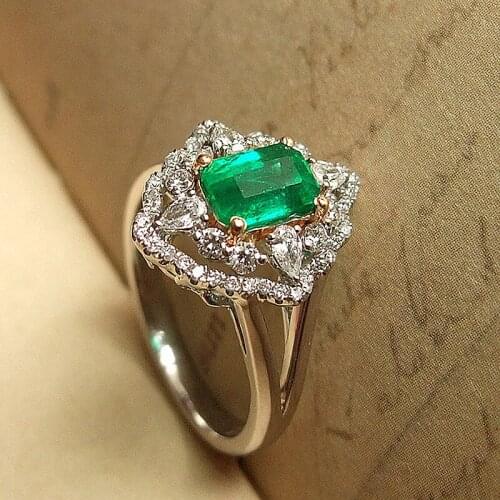 AAA Lab Created Colombian Solid 18K White Gold 1.2ctw Moissanite Green Emerald Double Halo Ring Engagement Ring For Women