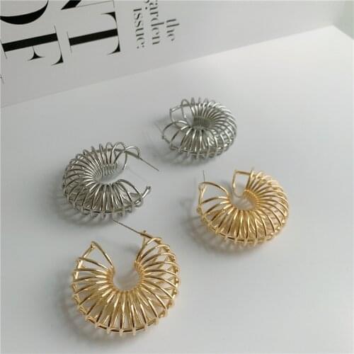 SRCOI Trendy Geometric Spiral Spring-Shaped Earring Simple Metal Hollow Twisted Hoop Earring Women Temperament Jewelry 202103