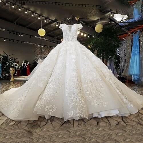 Serene Hill 2019 Ivory Off Shoulder Sweetheart Wedding Dress Long Train Ball Gown Lace Up Elegant Bridal Dress vestido de noiva