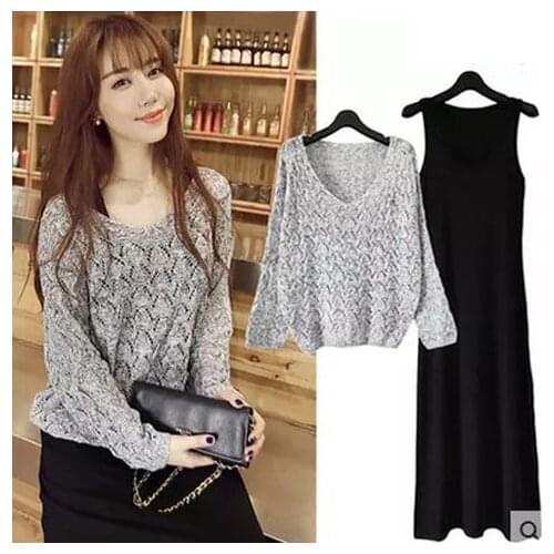 2018 Autumn Thin Pullover Women Sweater Bottom Bat Sleeve V-neck Sweater Long Sleeve Loose Knitted Women Sweater Large Size New