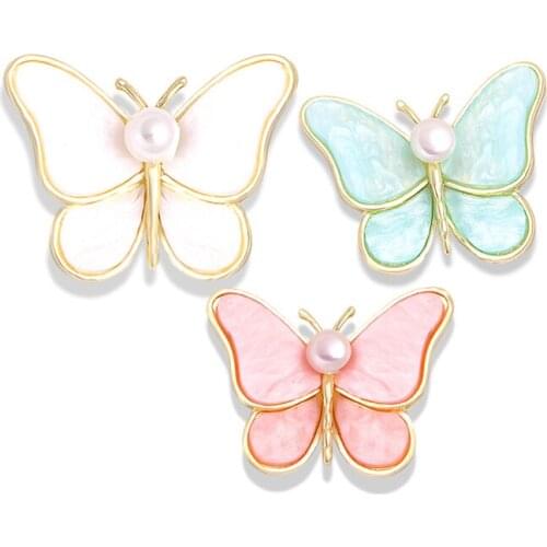 SHARPPIN Natural Shell Butterfly Brooches Pearl Elegant Sweater Scarf Clip Pin Womens Accessories