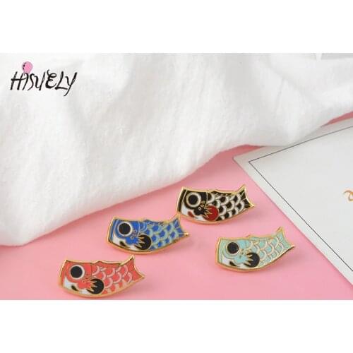 Fashion creative personality brooch alloy dripping carp cartoon brooch new pin collar accessories