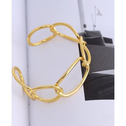Diy Gold Hollowed-Out Round Thick Bracelet With Twist Shaped Jewelry