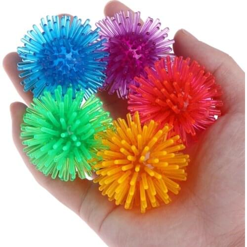2018 NEW 5Pcs Pet Cat Toys Colorful Ball Soft TPR Thorn Kitten Chew Supplies Kitty Playing Squeezes Thorn Ball Chewing Toy