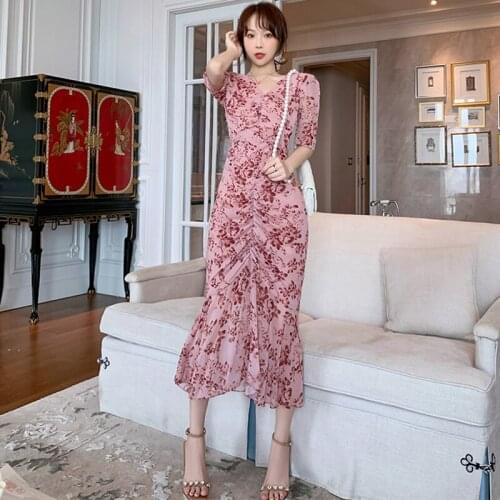 Fashion Summer Vintage Puff Sleeve Midi Party Dress Ladies Elegant Streetwear Casual V-Neck Folds Floral Asymmetrical Dress Robe