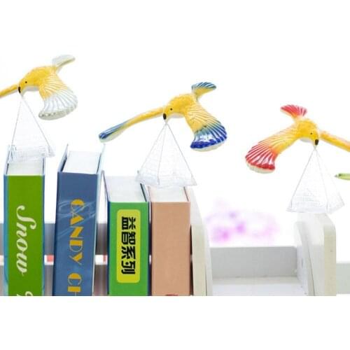 Balanced Eagle and Pyramid Stand Magic Bird Desk Decoration Gift for Children Miniature Figure Funny Gadget Novelty Toy