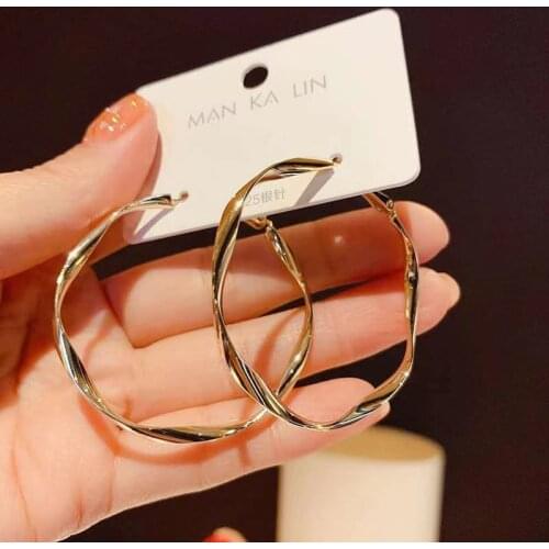 KissMuah! Earrings Rings